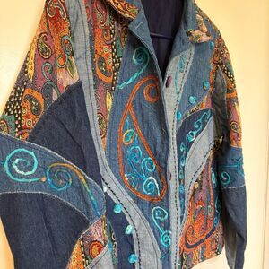 Vintage women's multicolor tapestry denim paisley button-up jacket